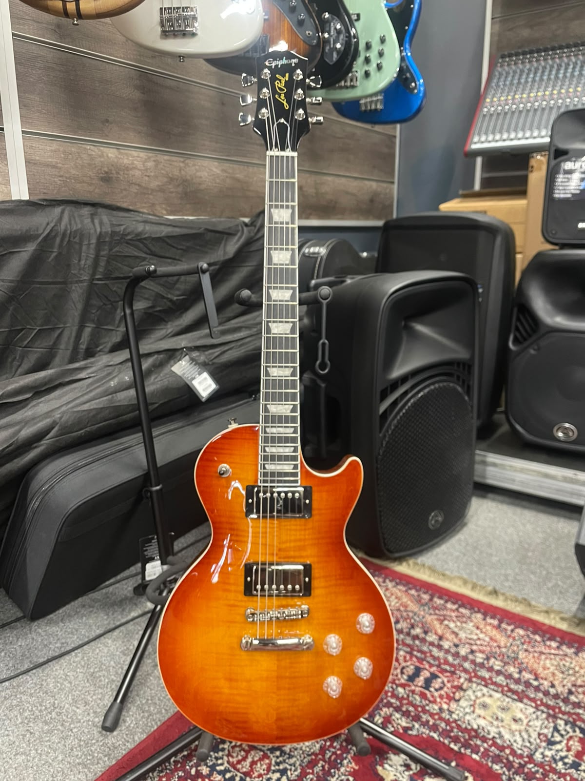 Epiphone Les Paul + Case Combo